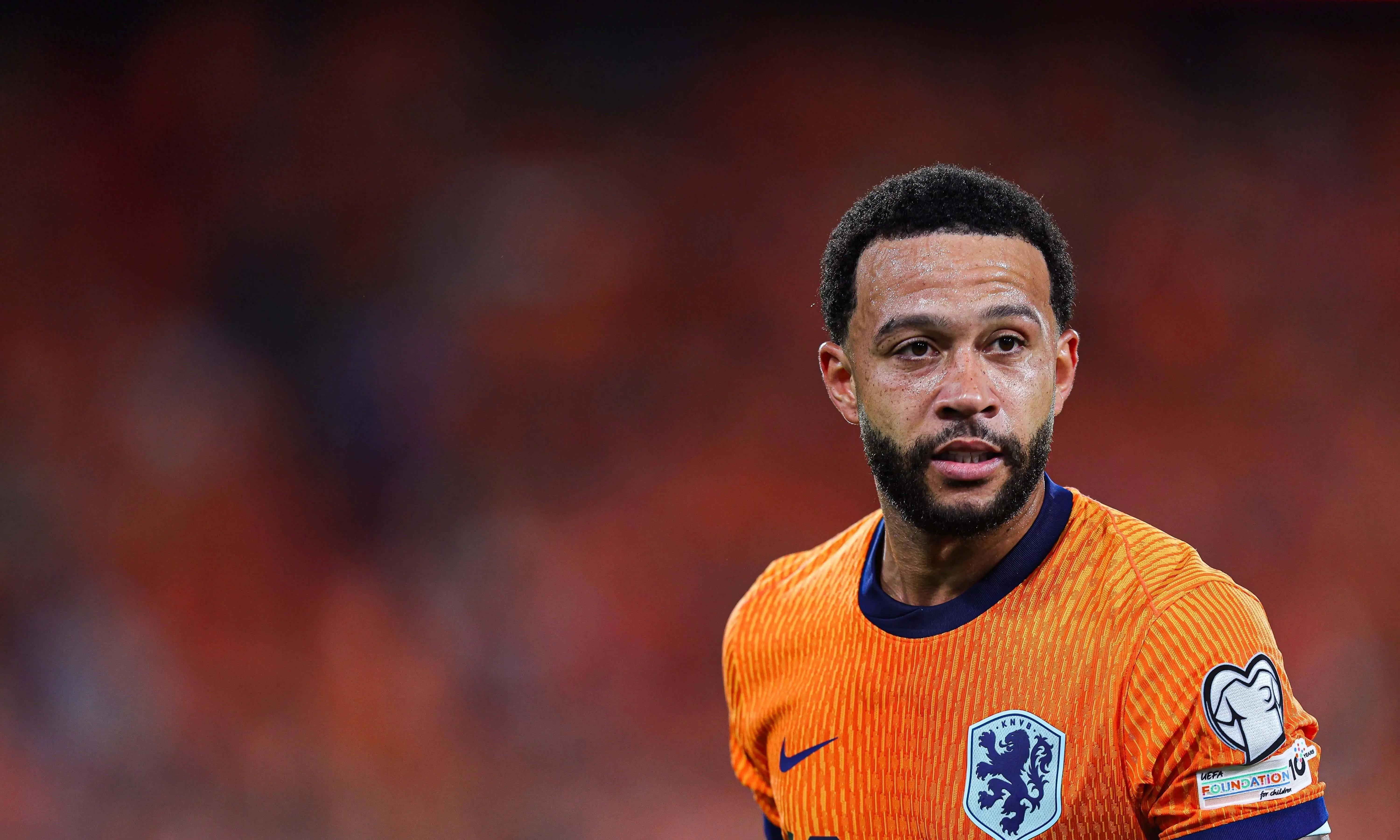 华体会平台 -勒沃库森训练开放日，清晨战术微调引欢呼，荷甲在即，球队文化再被提及的简单介绍