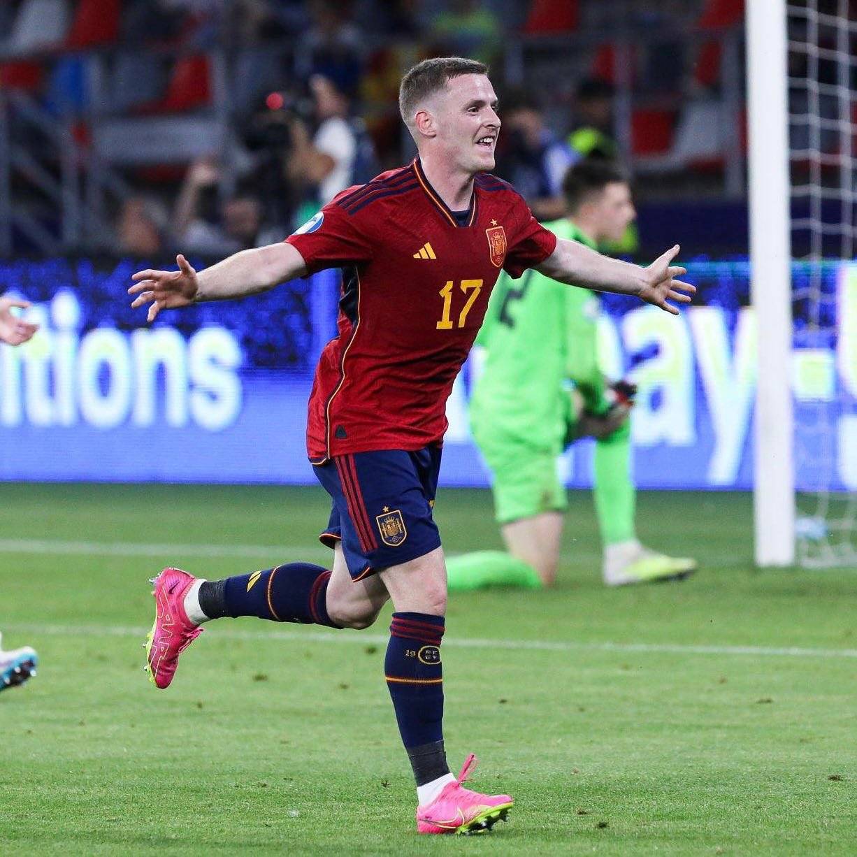 华体会官网入口 -关于集结日莱比锡回应争议：欧联节点到来，质疑声仍在，年轻球员得到机会的信息