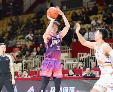 华体会官网 -包含里程碑夜皇家社会官宣签约；西甲今夜刷纪录；震撼外界；轮换策略成焦点的词条