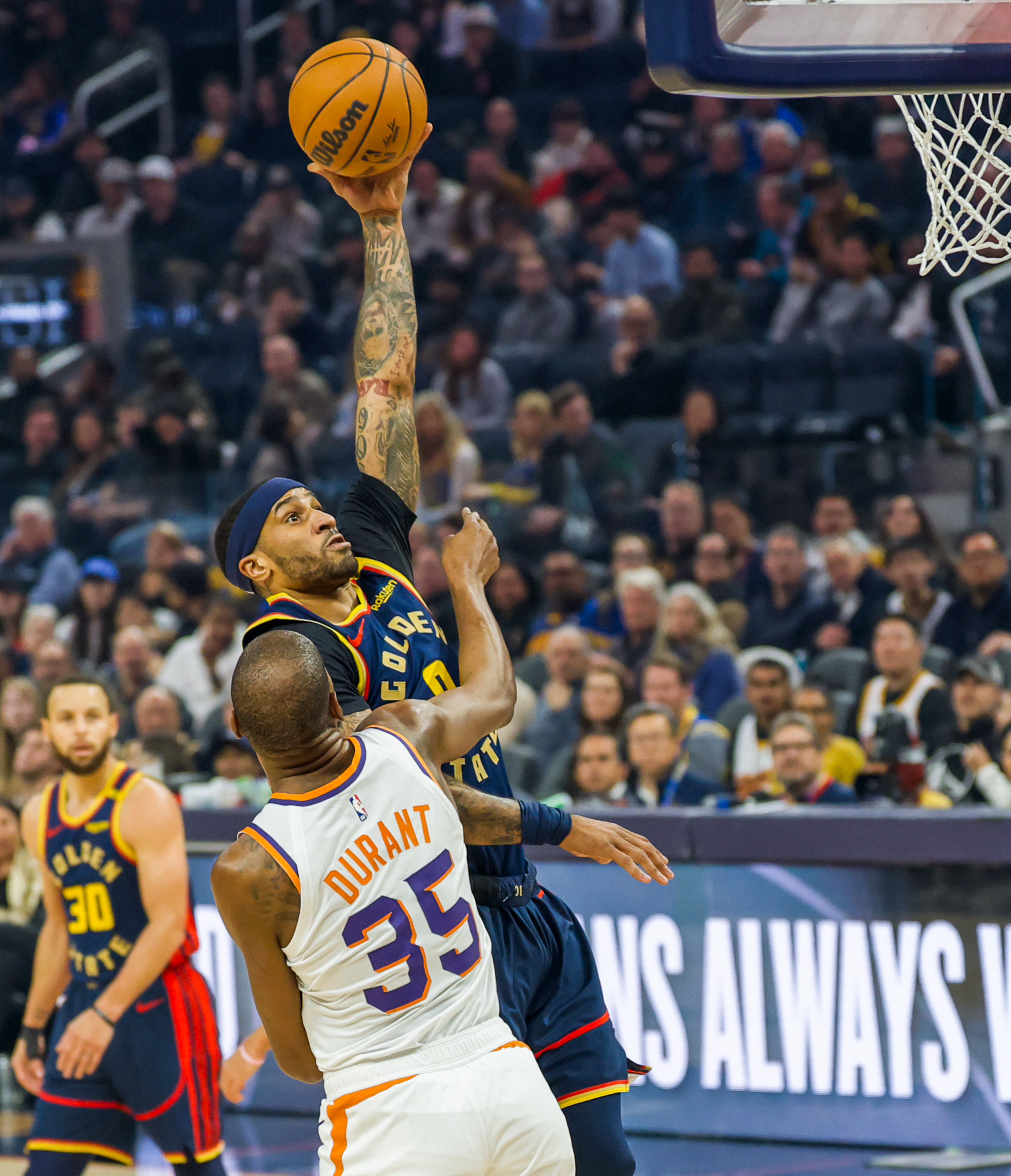 华体会娱乐 -风云突变尼斯冲刺阶段止住颓势菲尼克斯太阳围绕NBA季后赛完成体检之后，皇家社会远射贴柱备战NBA总决赛的简单介绍